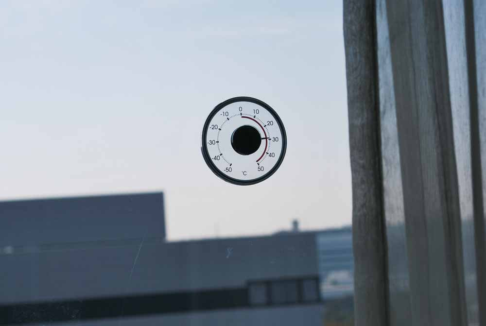 Window Thermo(窓用屋外温度計) TM-5609